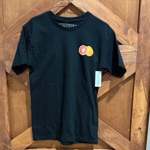 NWTO PacSun Tee with Citrus Graphic Size Small  smoke free home